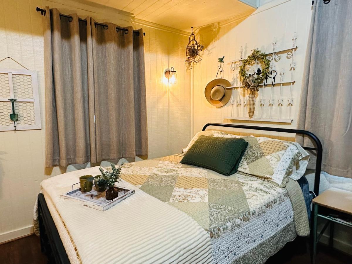 Acorn Hideaways Canton Unwind At Green Gables Suite For Up To 3 Екстериор снимка