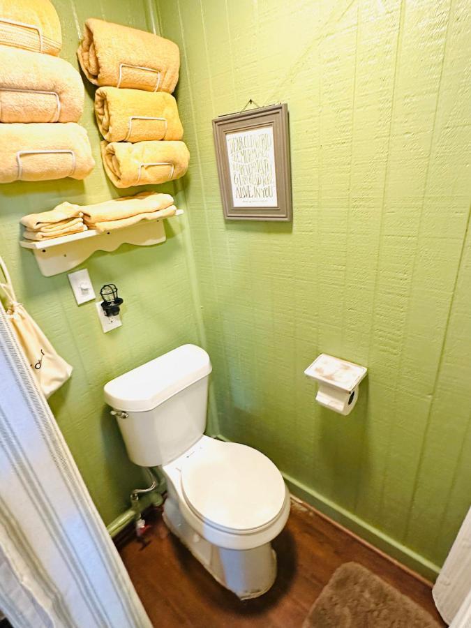Acorn Hideaways Canton Unwind At Green Gables Suite For Up To 3 Екстериор снимка